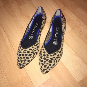 Rothy’s leopard pointed flats
